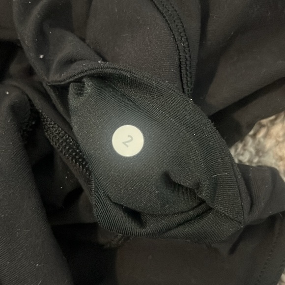 Align lululemon leggings - Picture 2 of 2